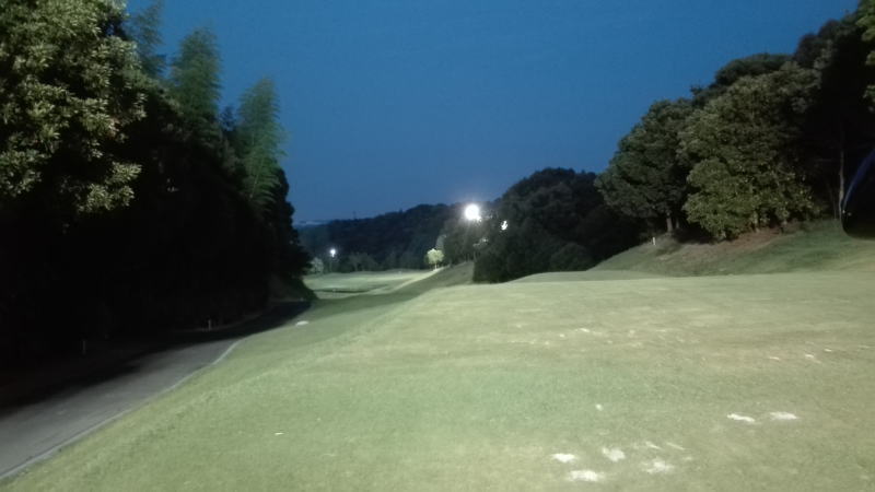 亀山ゴルフナイター